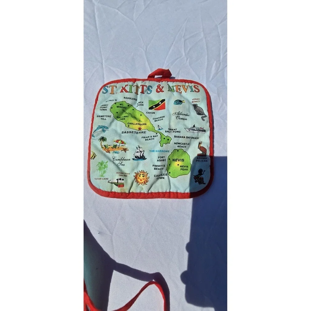 Rockin Gear St. Kitts and Nevis cotton souvenir map apron And Matching Mit